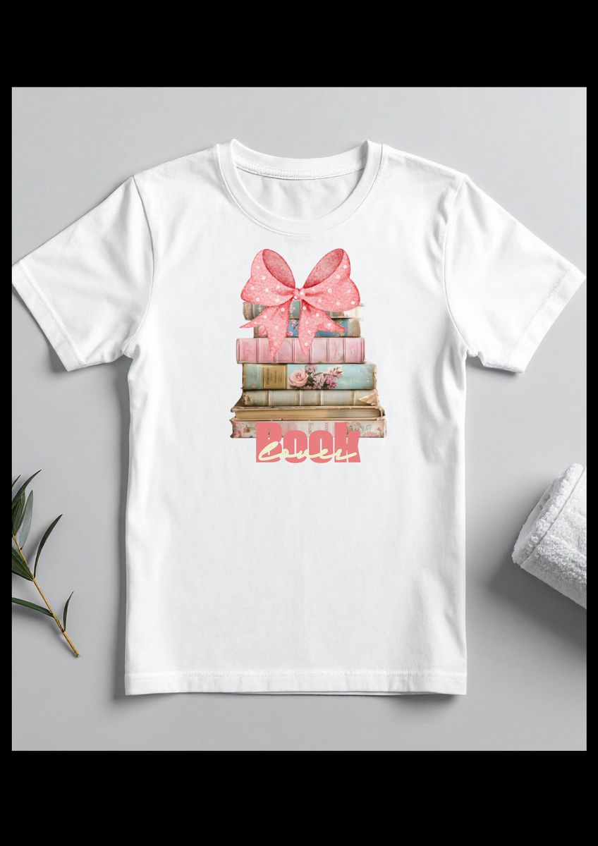 Tricou model Book Lover