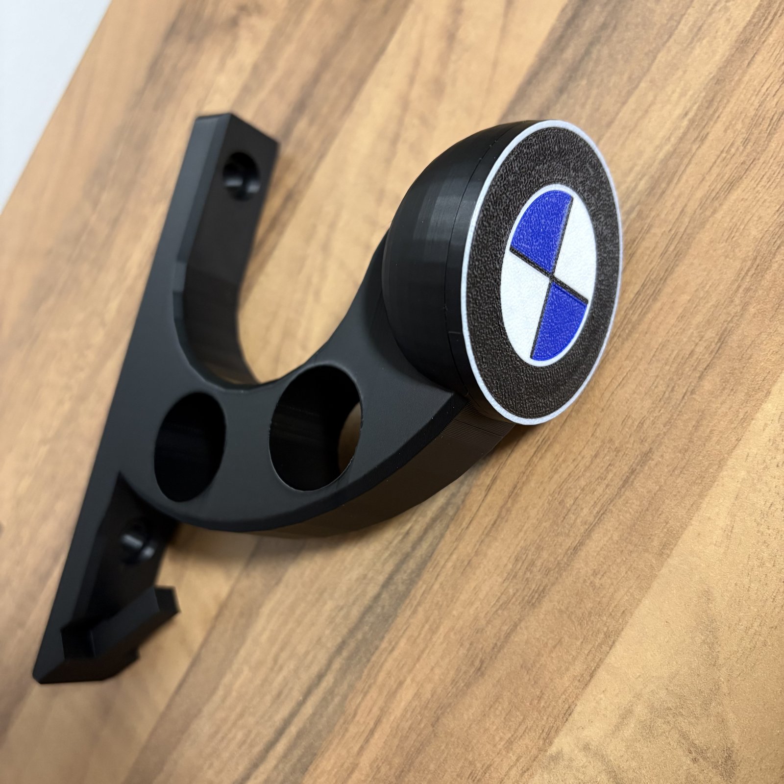 Suport cască si chei motocicletă